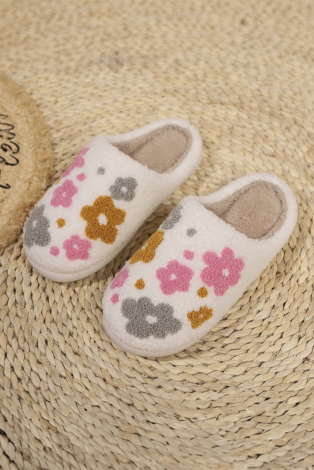 White Floral Fuzzy Winter Slippers - MAD RUFFI