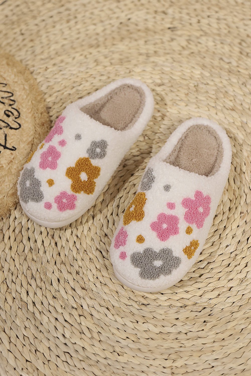 White Floral Fuzzy Winter Slippers - MAD RUFFI
