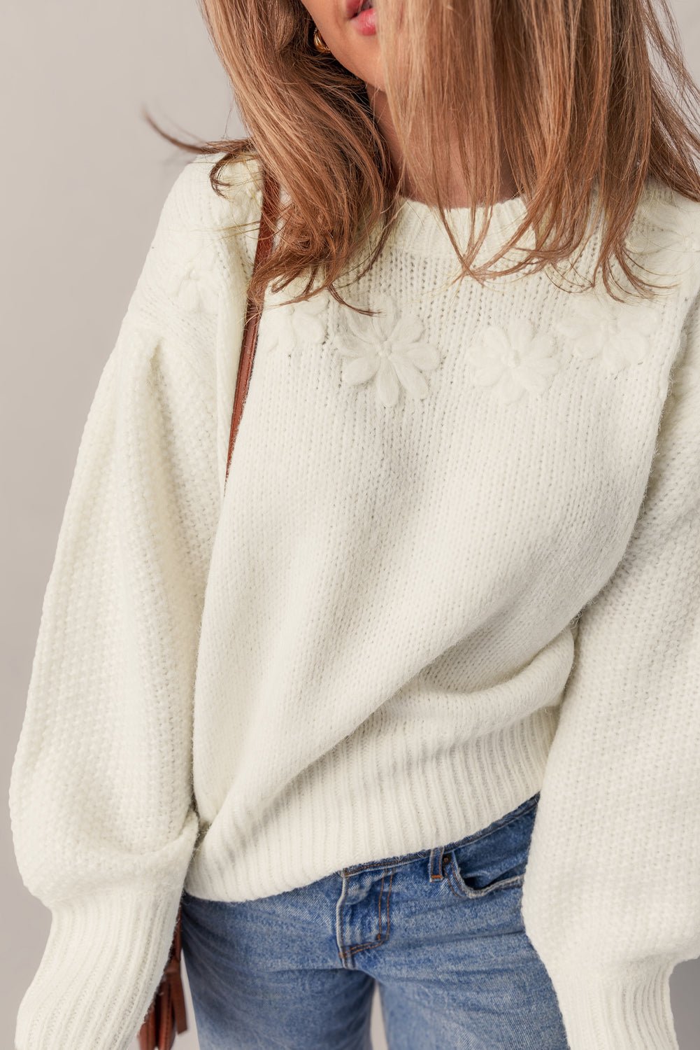 White Flower Detail Round Neck Contrast Textured Puff Sleeve Sweater - MAD RUFFI