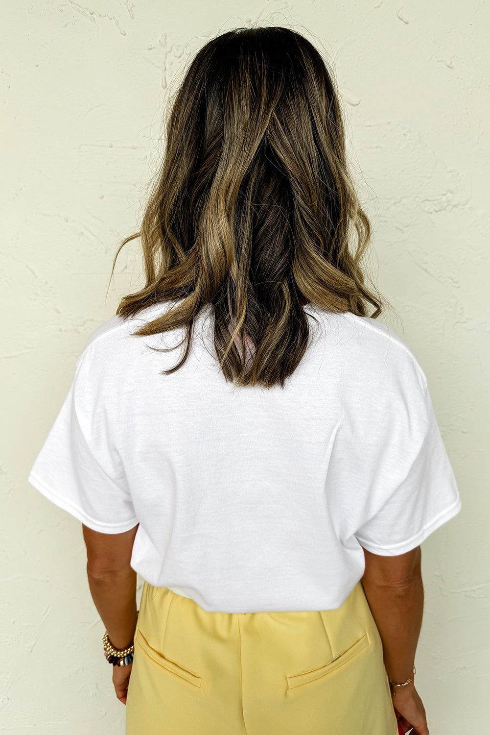 white flower market letter graphic t shirt - MAD RUFFI