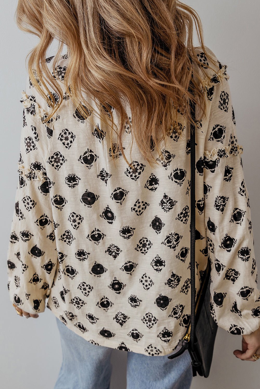 White Flower Print Split Neck Bubble Sleeve Loose Blouse - MAD RUFFI