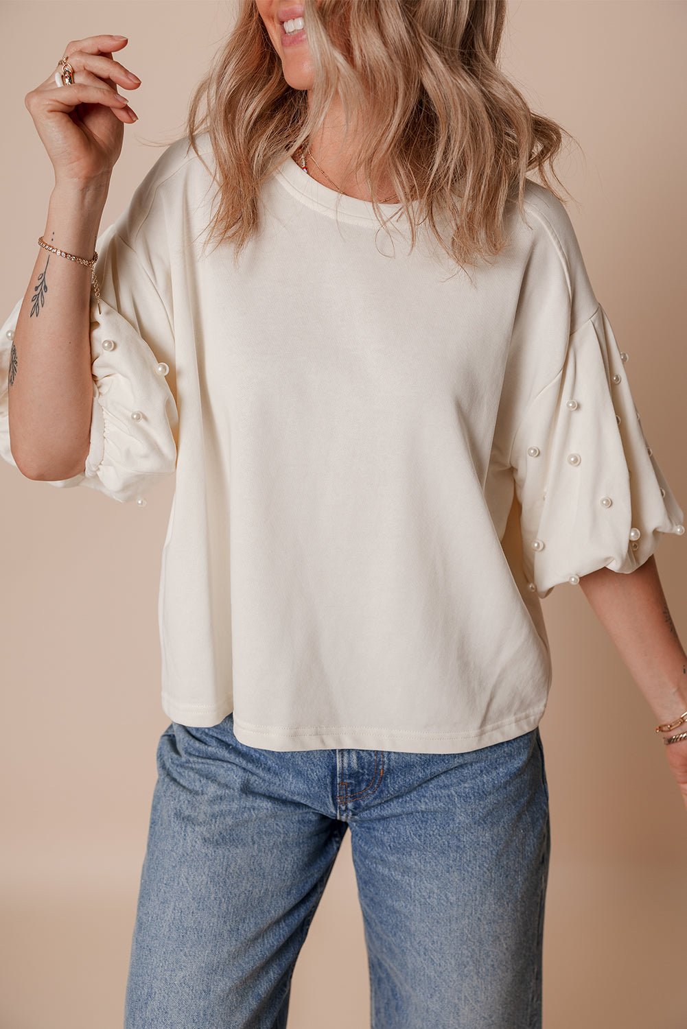 White Pearled Puff Sleeve Round Neck Loose Top - MAD RUFFI