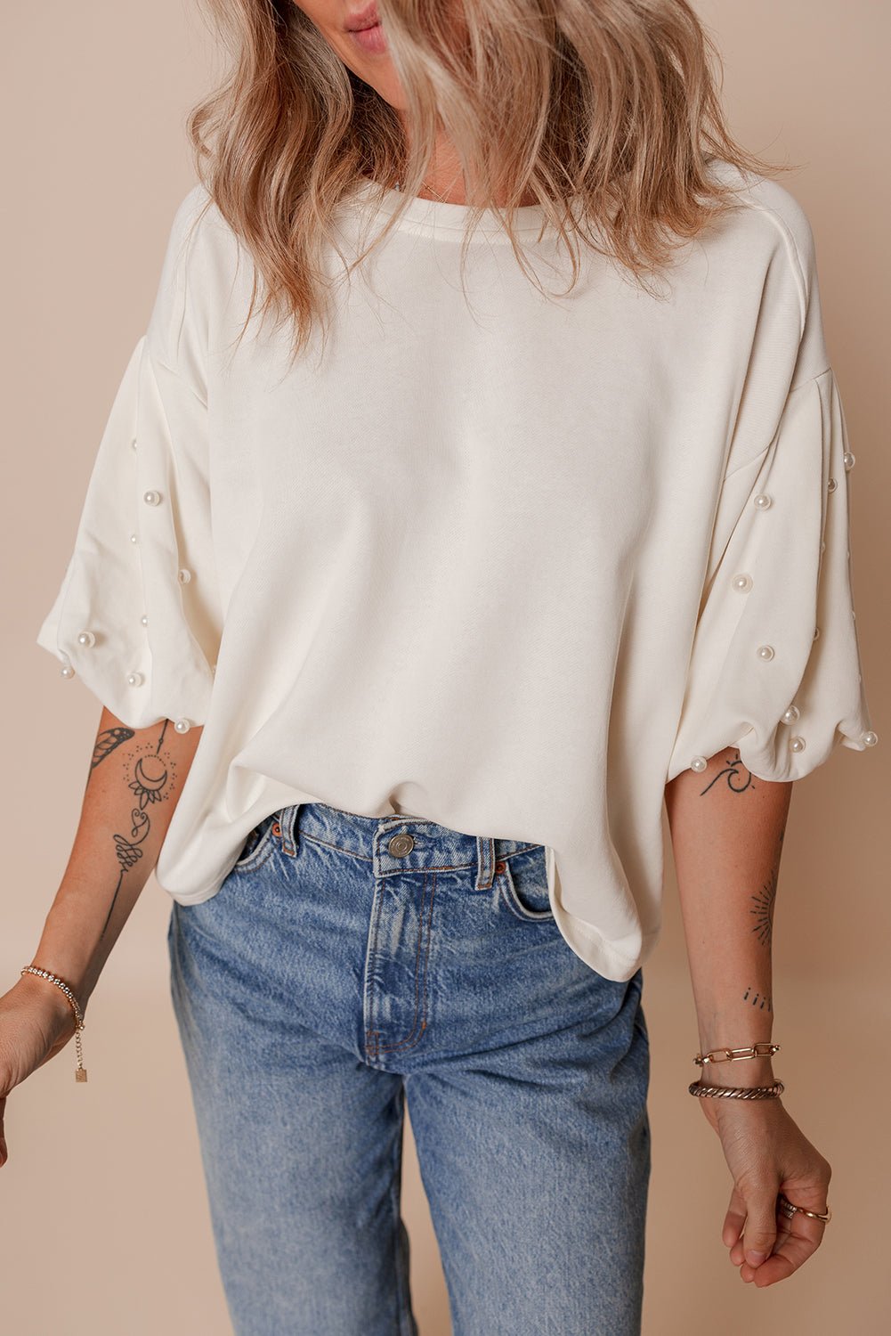 White Pearled Puff Sleeve Round Neck Loose Top - MAD RUFFI