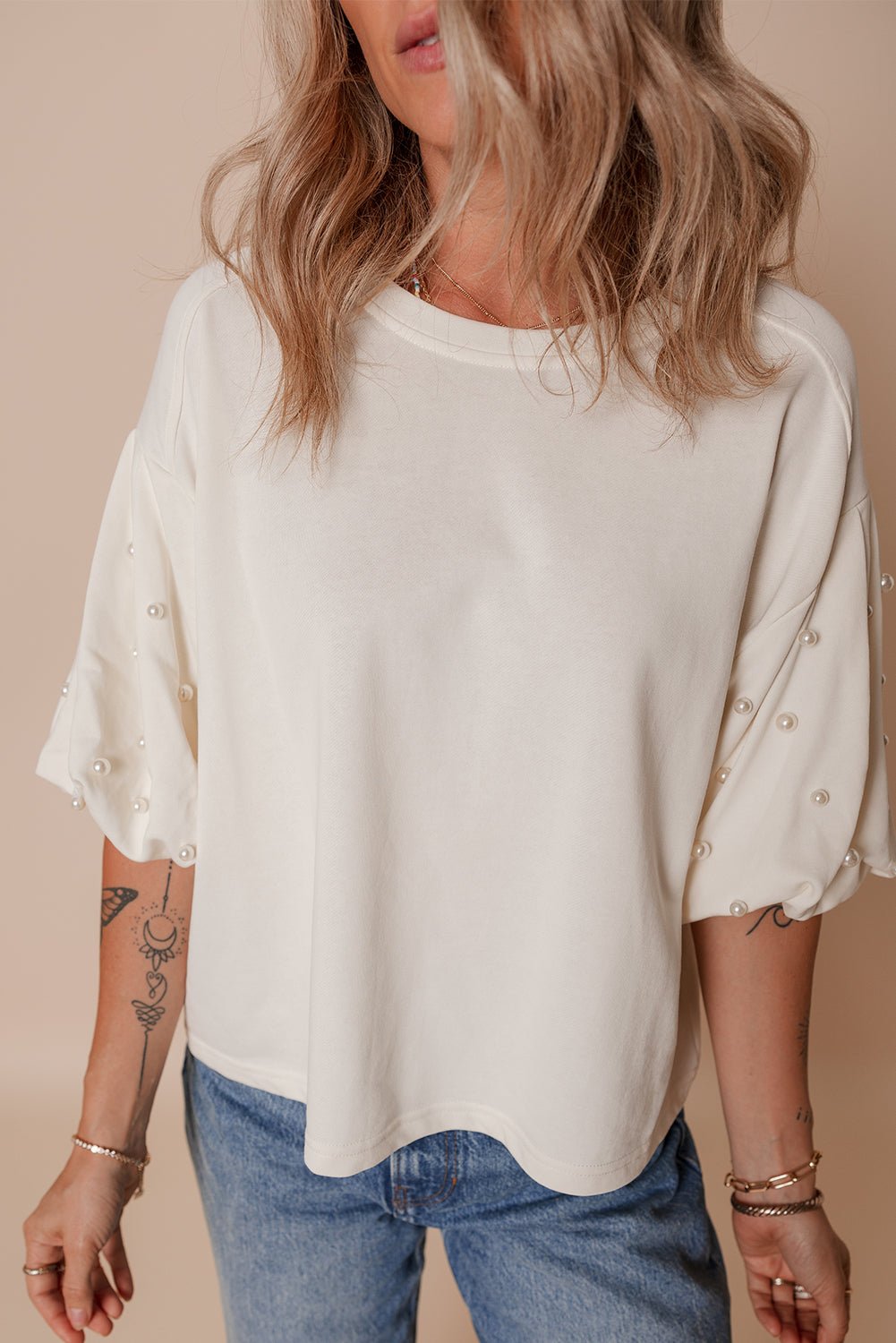 White Pearled Puff Sleeve Round Neck Loose Top - MAD RUFFI