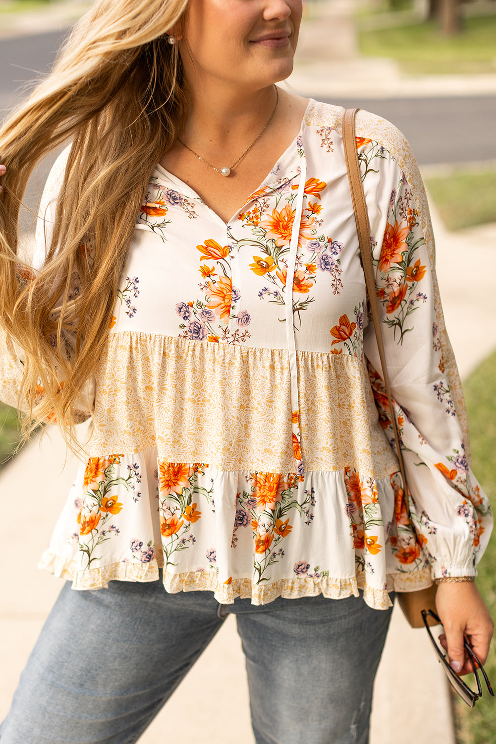 White Plus Size Floral Print V Neck Puff Sleeve Blouse - Plus Size Tops