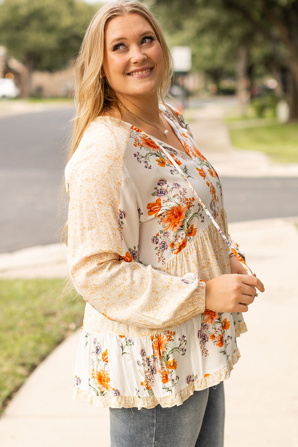 White Plus Size Floral Print V Neck Puff Sleeve Blouse - Plus Size Tops