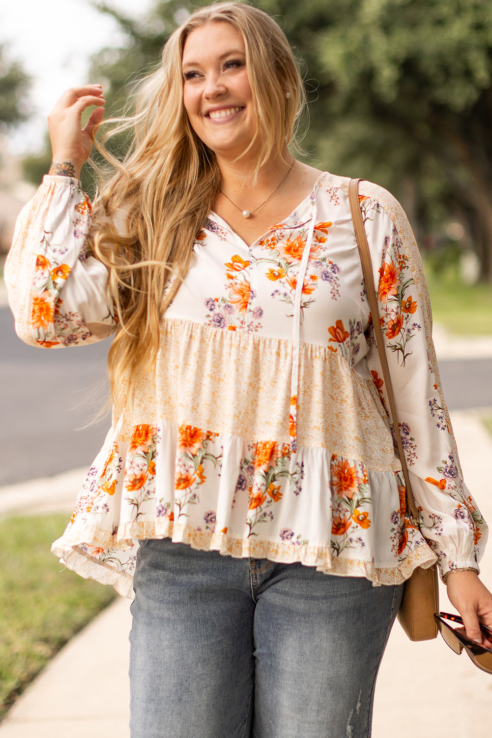 White Plus Size Floral Print V Neck Puff Sleeve Blouse - Plus Size Tops