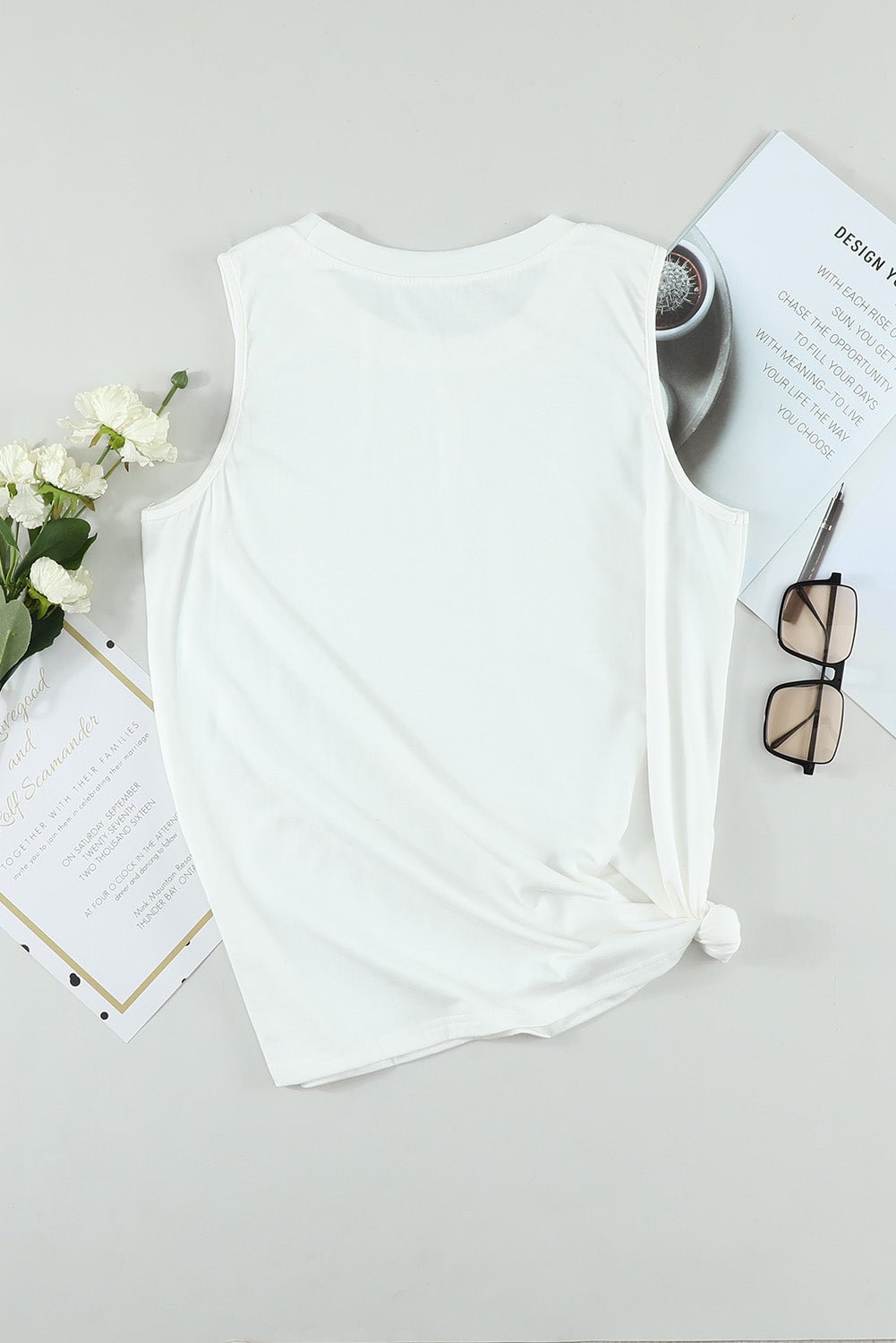 white solid color basic crew neck tank - MAD RUFFI