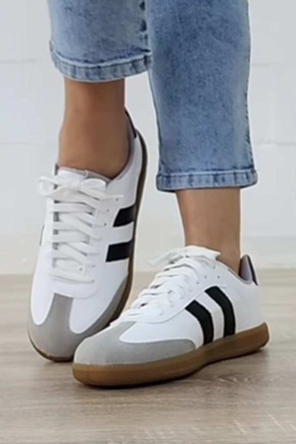 White Striped Lace Up Flat Sneakers - MAD RUFFI