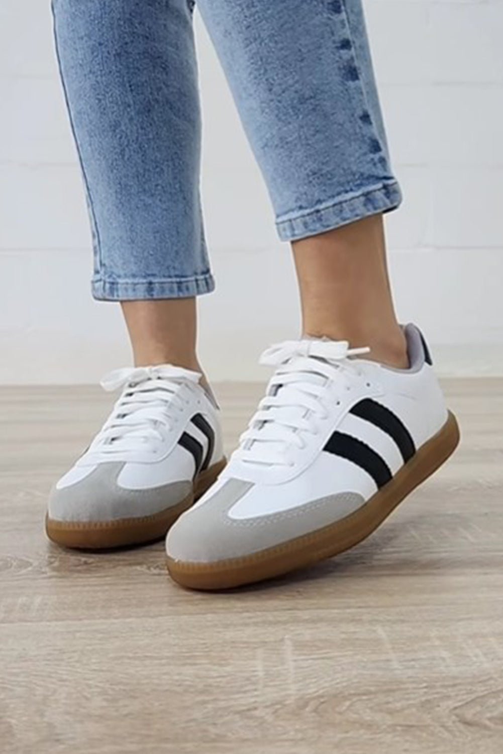 White Striped Lace Up Flat Sneakers - MAD RUFFI