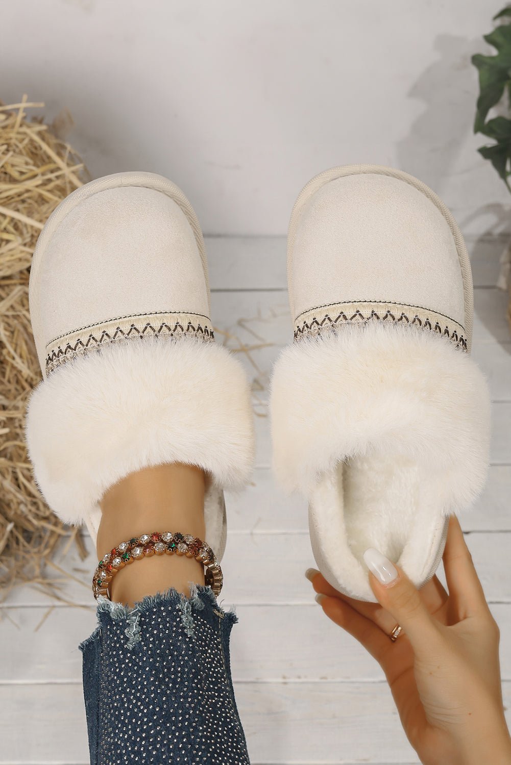 White Suede Fuzzy Winter Warm Platform Slippers - MAD RUFFI