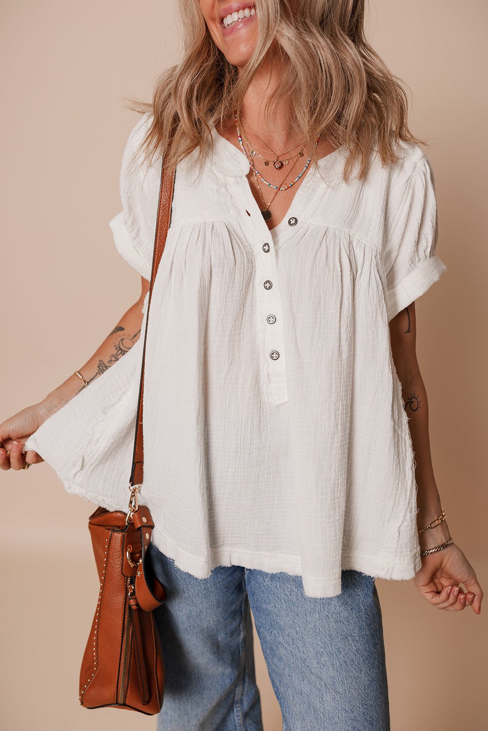 White Textured Short Sleeve Buttons Frayed Blouse - MAD RUFFI