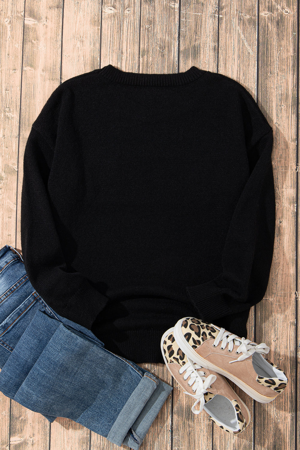 White XOXO Chenille Letter Round Neck Casual Sweater - Sweaters