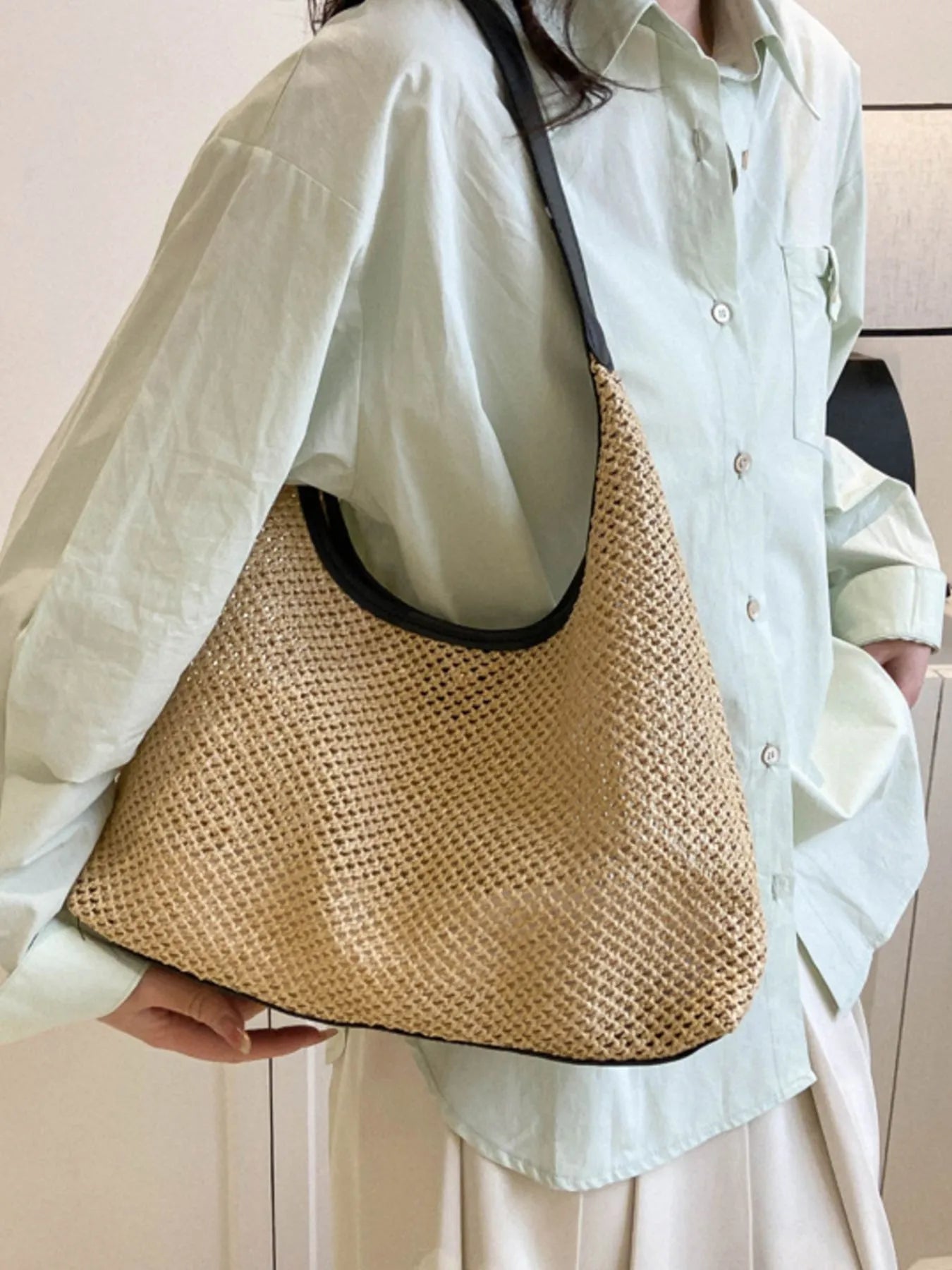 Woven Straw Shoulder Bag - MAD RUFFI