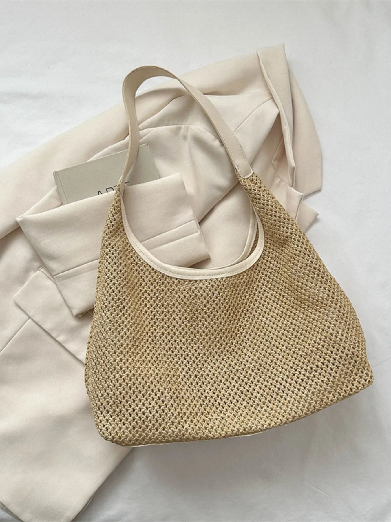 Woven Straw Shoulder Bag - MAD RUFFI